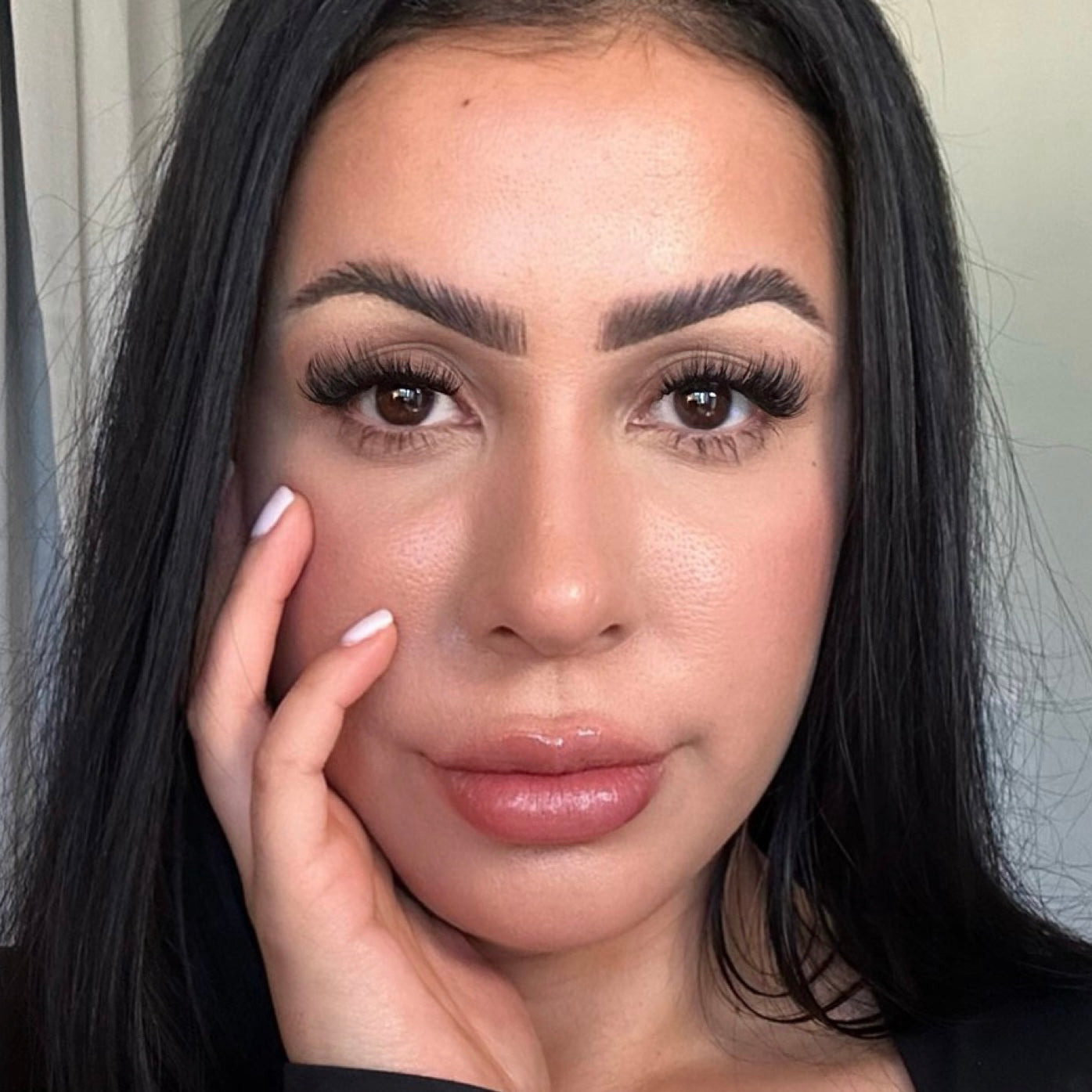 DELUXE DIY LASH VAULT